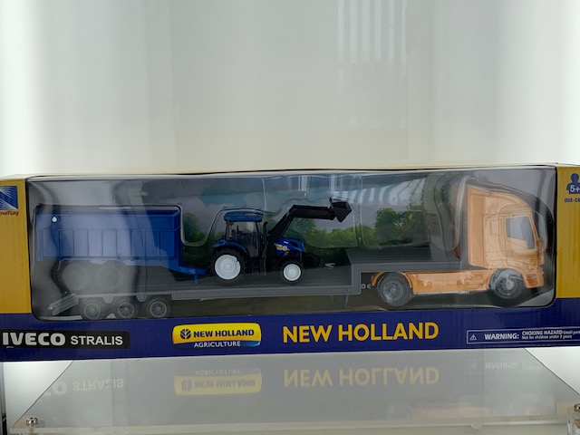 Iveco Truck + New Holland T6 met Trailer - 1:43